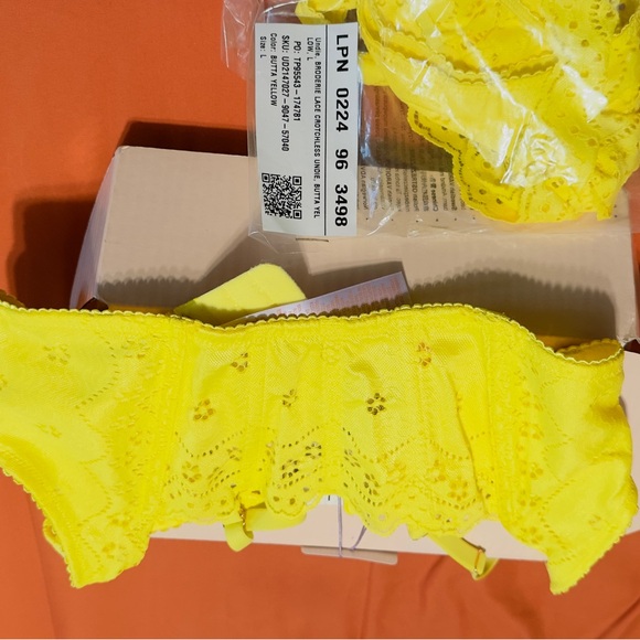 Savage  Butta Yellow - Picture 2 of 2